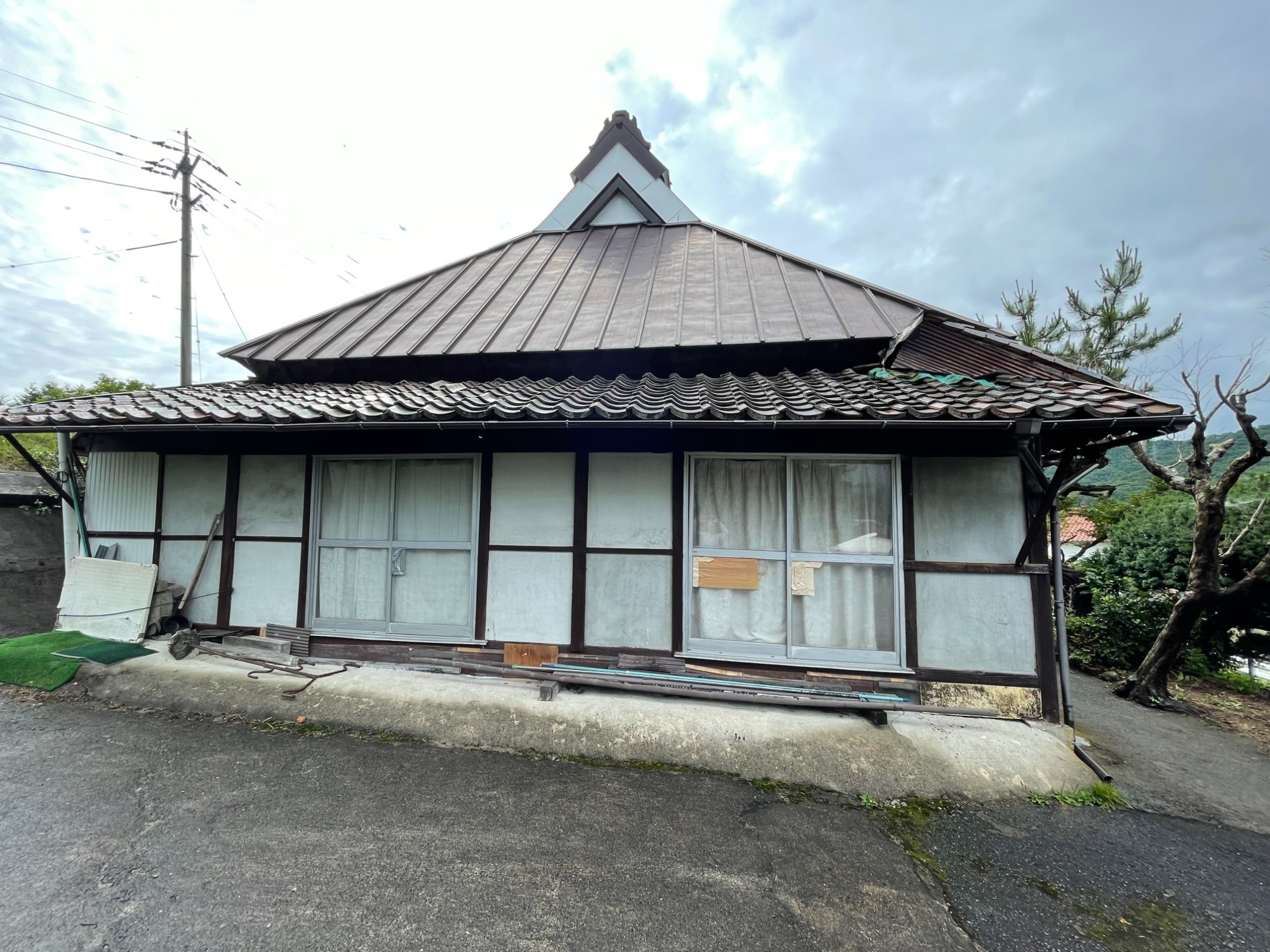 安芸高田市で屋根の修理をお考えの方