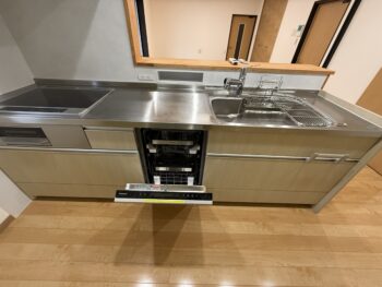 まるでカフェのような主役級キッチン ：クリナップ「ステディア」